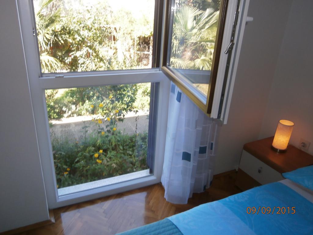 Apartman Lovran Exterior photo